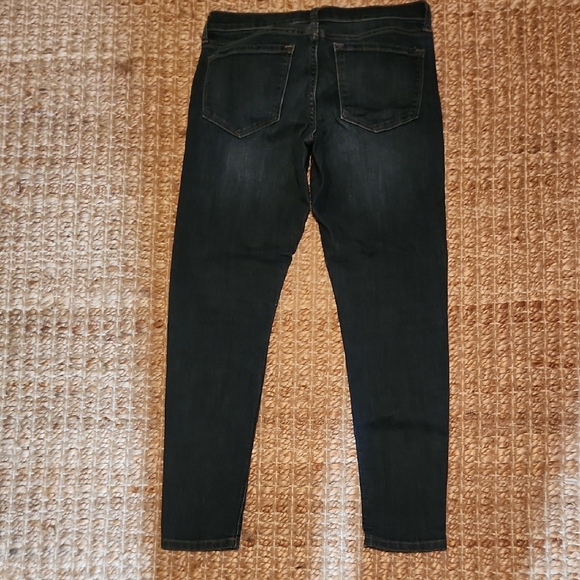 Banana Republic Blue Skinny Jeans with Authentic Fading - Picture 3 of 3